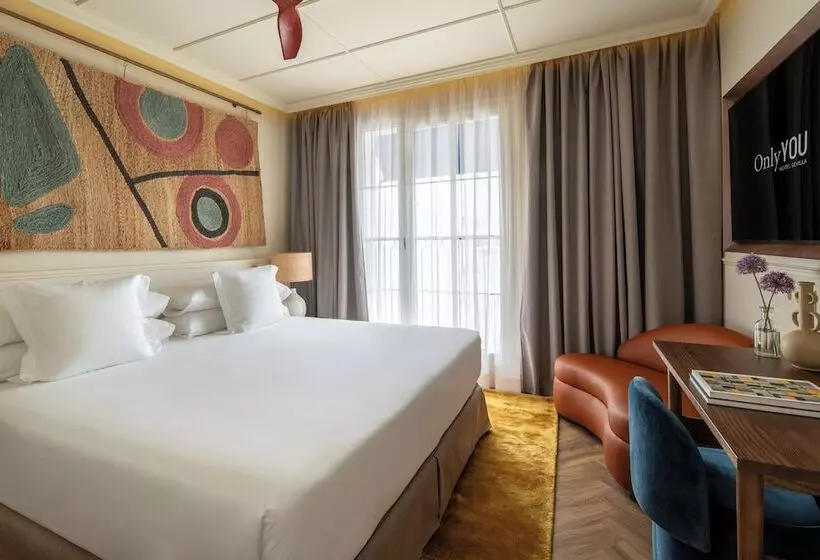 اتاق پرمیوم, Only You Hotel Sevilla
