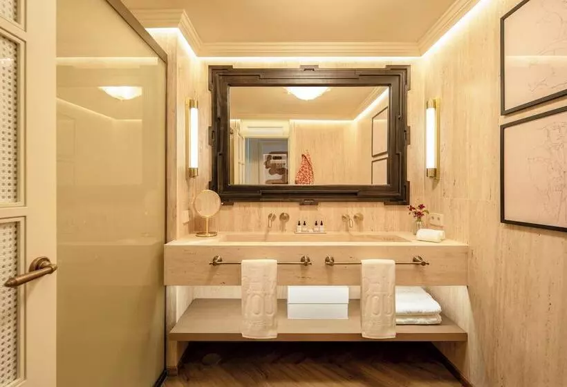 Premium room with terrace, Only You Hotel Sevilla