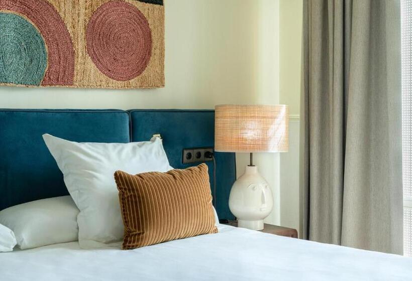 اتاق استاندارد برای معلولان, Only You Hotel Sevilla