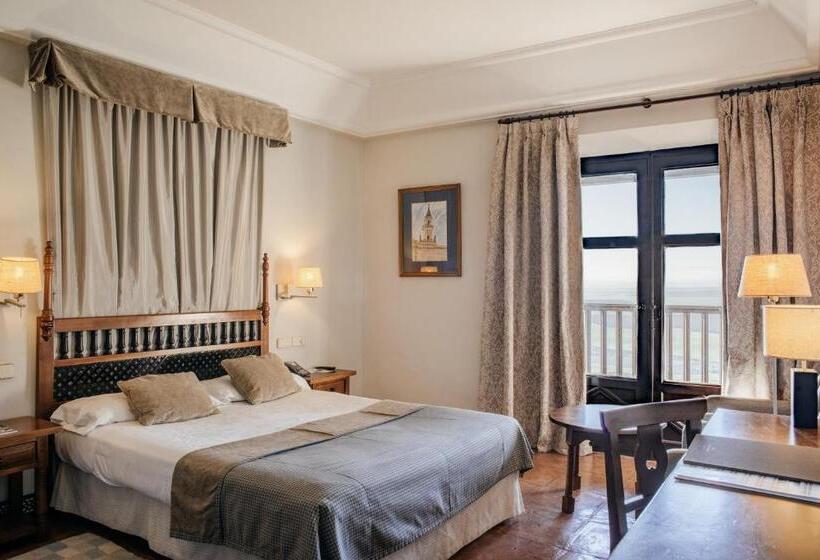 Номер Superior, Parador De Carmona