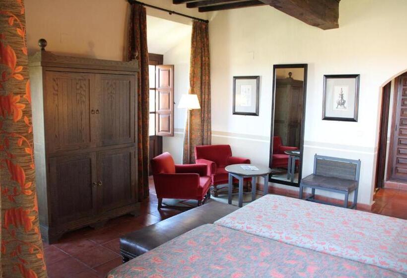 Quarto Estandar, Parador De Oropesa