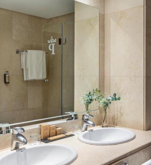 수피리어 룸, Parador De Ronda