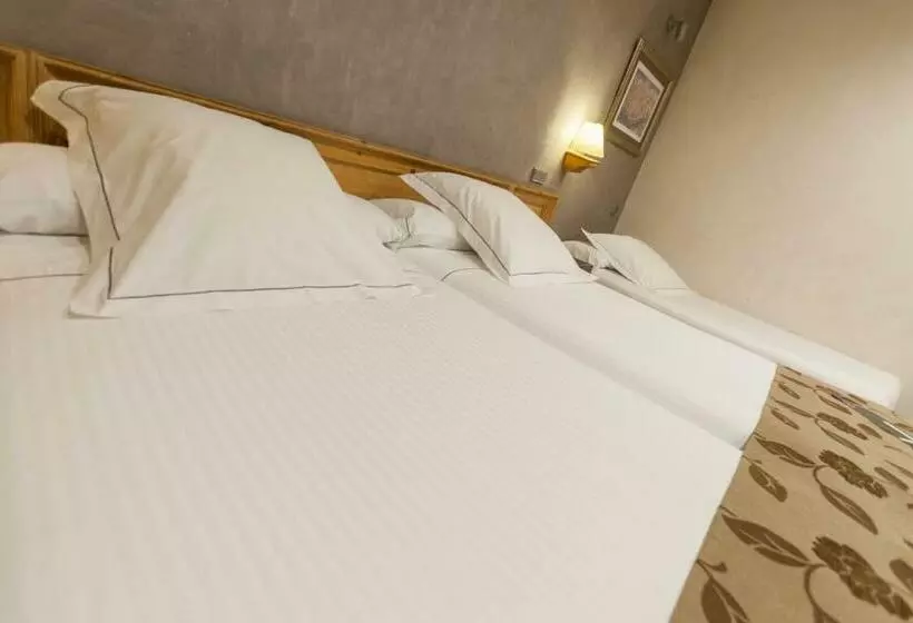 Chambre Triple Economy, Pintor El Greco