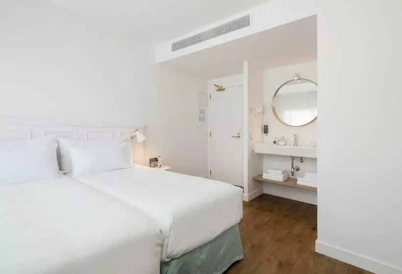 スタンダードルーム, The 15th Boutique Hotel By Bondia Group