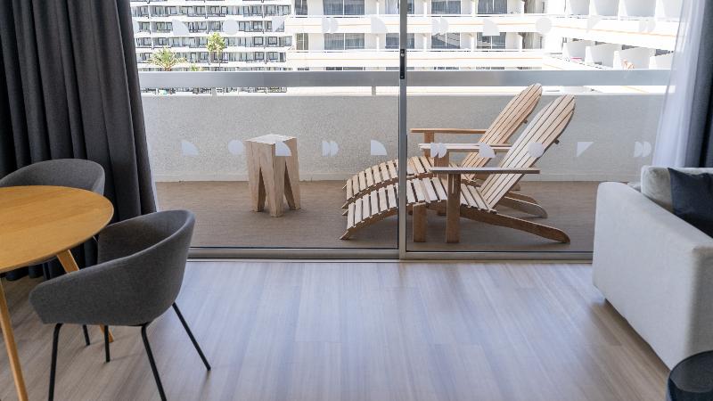 جناح مطلّ علي حمام السباحة, Coral Suites & Spa - Adults Only
