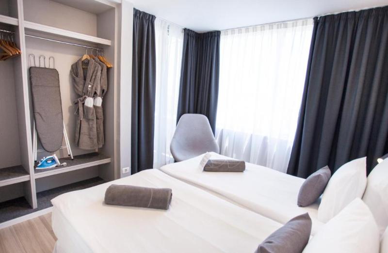 سوییت با چشمانداز استخر, Coral Suites & Spa - Adults Only