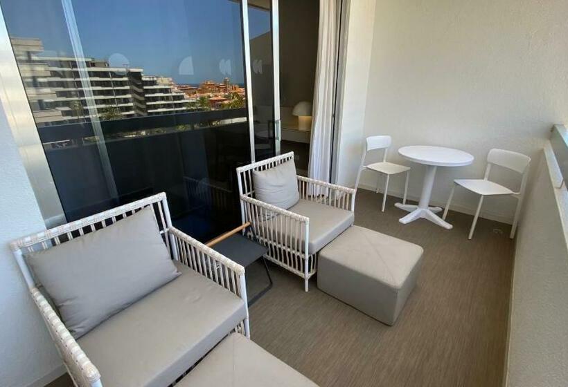 سوییت جونیور با چشمانداز استخر, Coral Suites & Spa - Adults Only