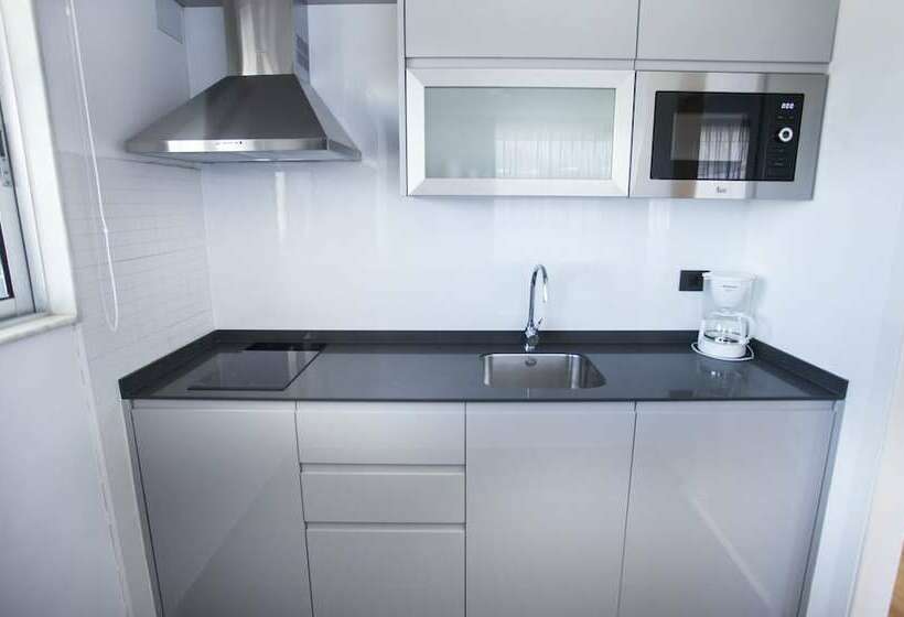 سوییت با چشمانداز استخر, Coral Suites & Spa - Adults Only