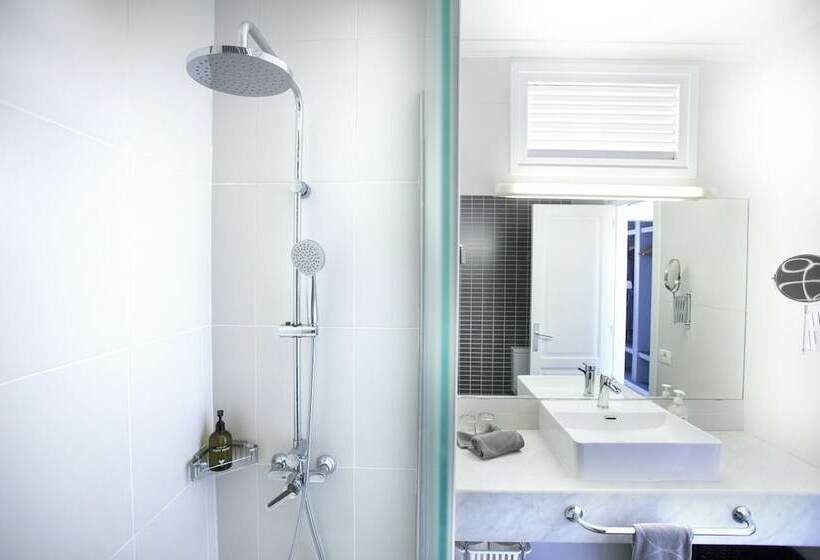 سوییت جونیور با چشمانداز دریا, Coral Suites & Spa - Adults Only