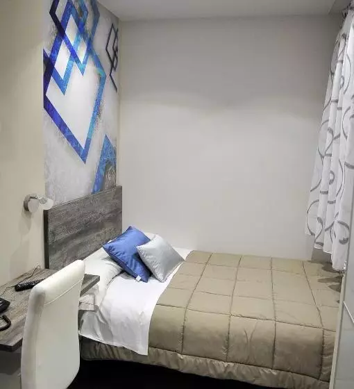 اتاق استاندارد یک نفره, Hostal Barcelona
