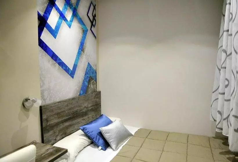 اتاق استاندارد یک نفره, Hostal Barcelona