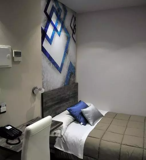 اتاق استاندارد یک نفره, Hostal Barcelona