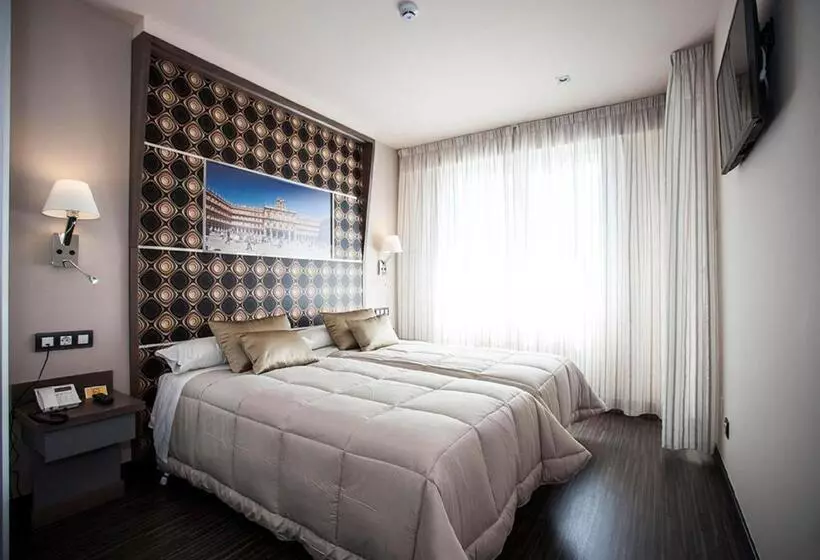 اتاق استاندارد, Hostal Barcelona