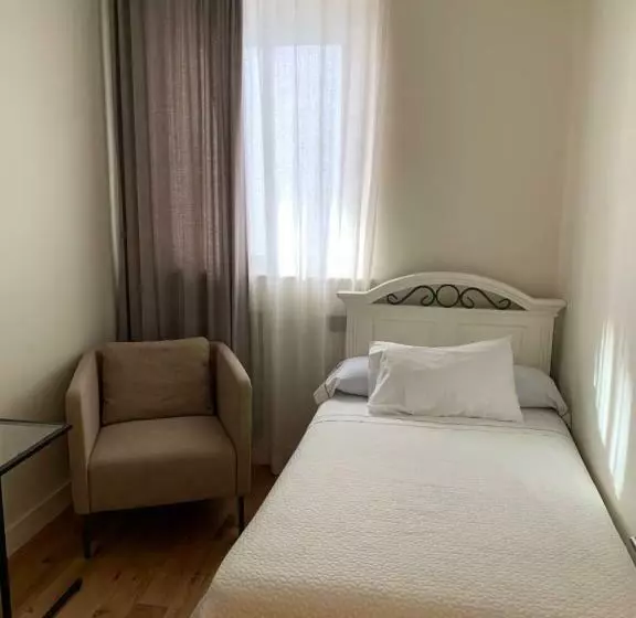 اتاق استاندارد یک نفره, Boutique Astorga