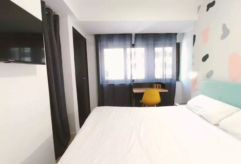 اتاق استاندارد, Hostal Carmen By Gaiarooms