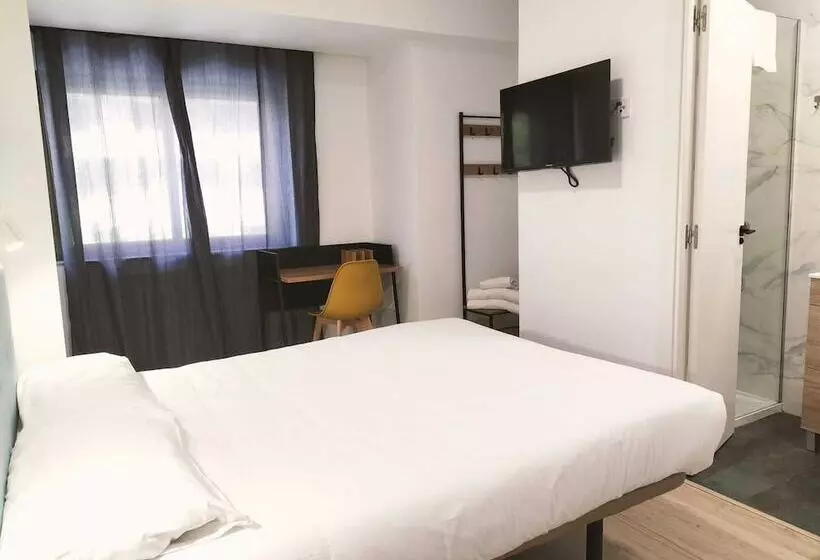اتاق استاندارد, Hostal Carmen By Gaiarooms