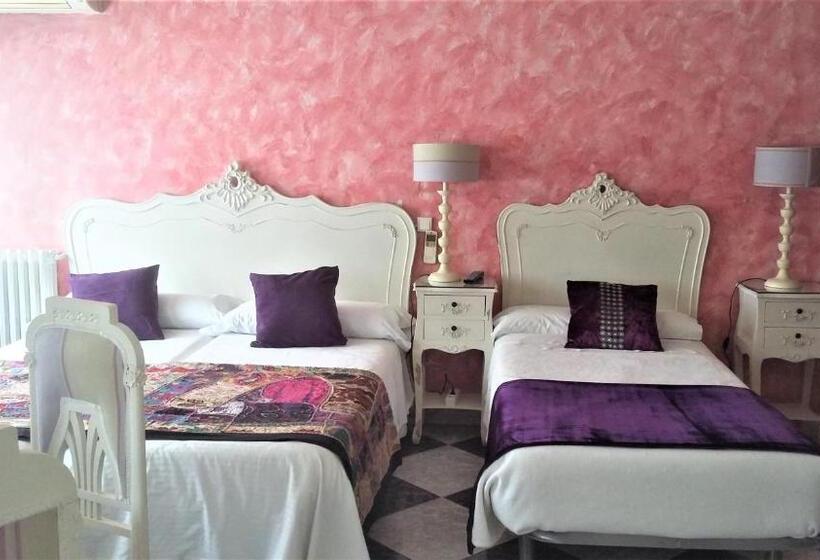 اتاق استاندارد چهار تخته, Hostal Goya Suites