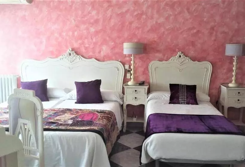 اتاق استاندارد چهار تخته, Hostal Goya Suites