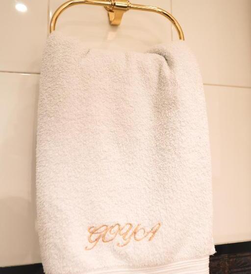 اتاق سوپریور, Hostal Goya Suites