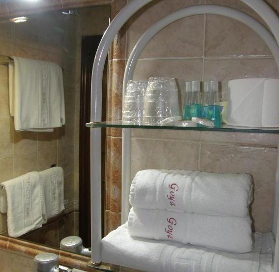 غرفة عائلية, Hostal Goya Suites