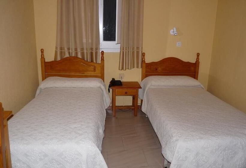 اتاق استاندارد, Hostal Sierpes
