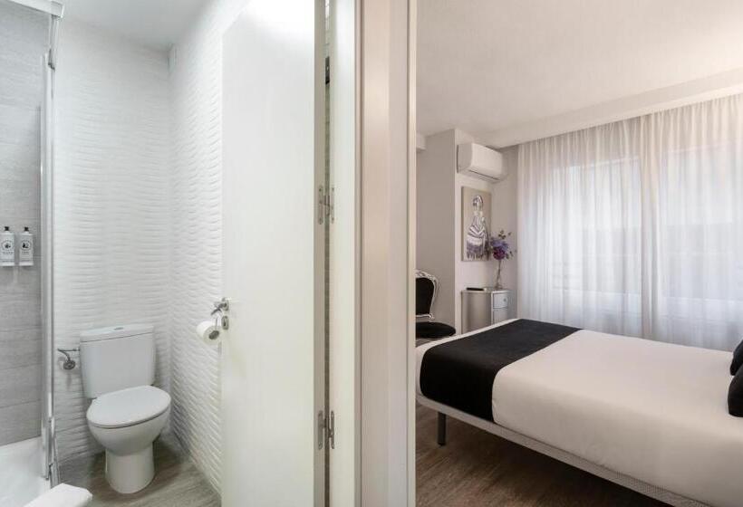 חדר אקונומי, Alda Centro Zamora