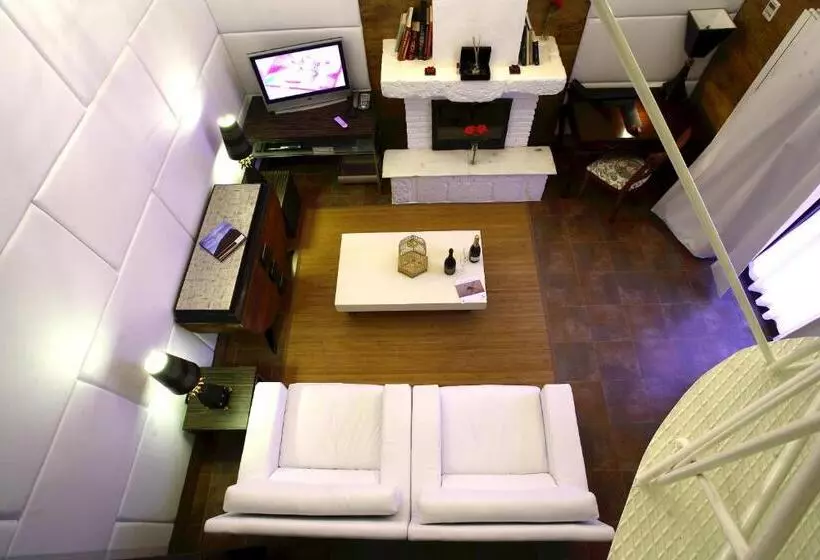 سوییت جونیور لوکس, Boutique Palacio De La Serna