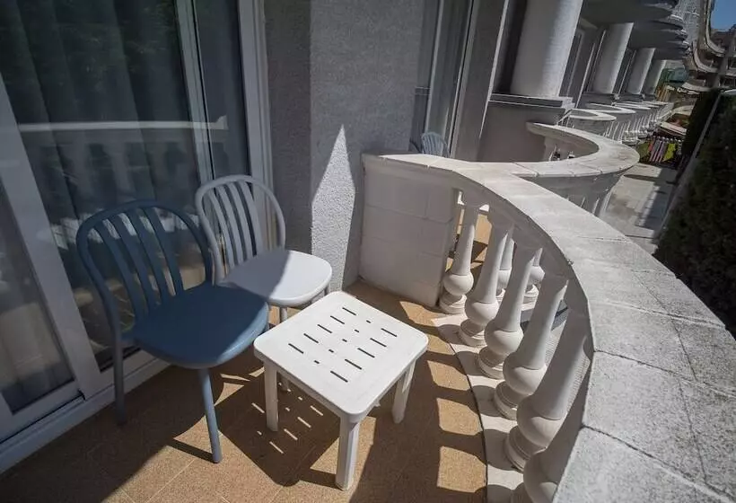 Superior Neljän Hengen Huone, Don Juan Tossa