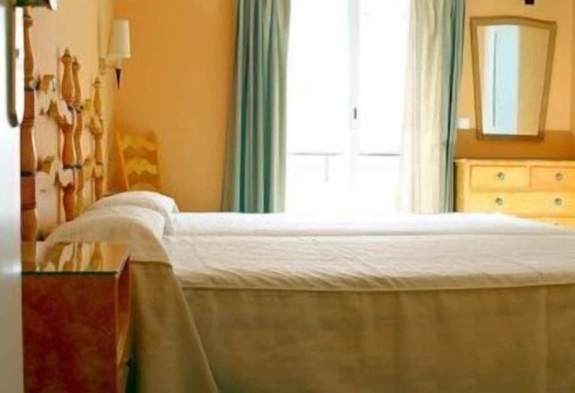 スタンダードルーム, Es Furió