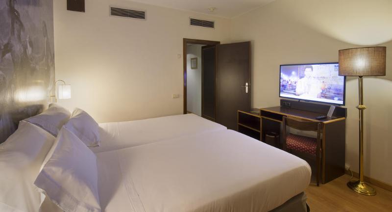 Номер Стандарт, Goya