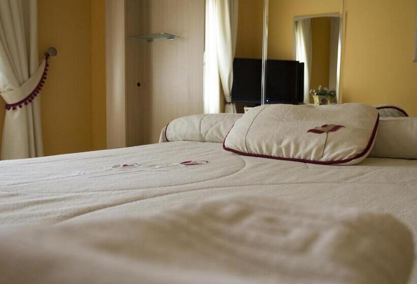 스탠다드 룸, Hostal Dulcinea