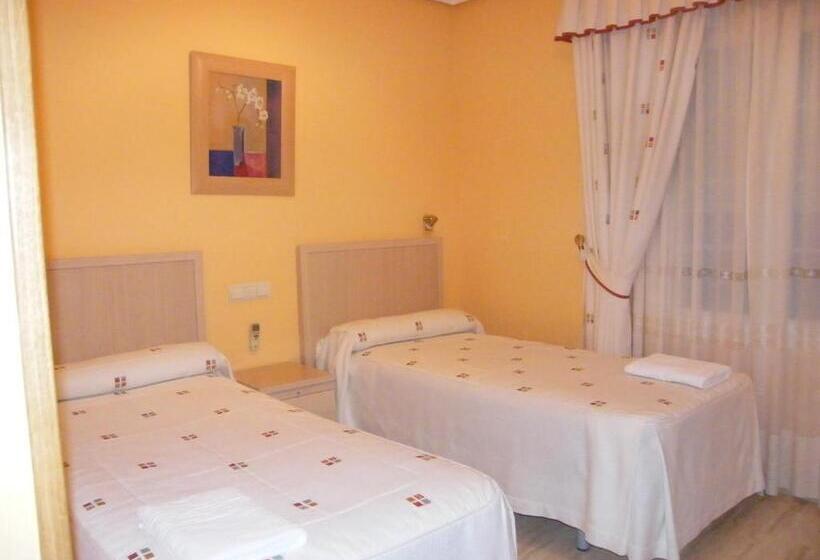 غرفة قياسية, Hostal Dulcinea