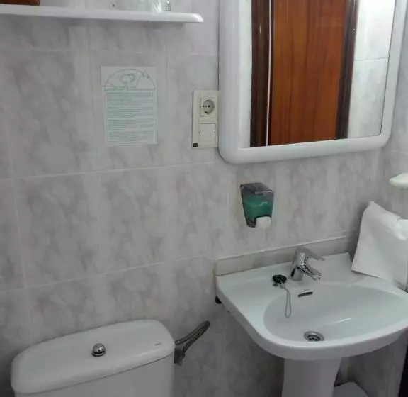 Economy Yhden Hengen Huone, Hostal La Pilarica
