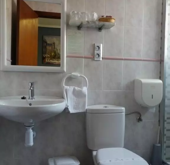 Perhehuone, Hostal La Pilarica