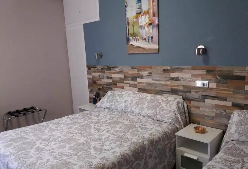 Perhehuone, Hostal La Pilarica