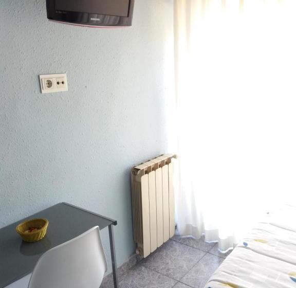 Номер Economy Индивидуальный, Hostal La Pilarica