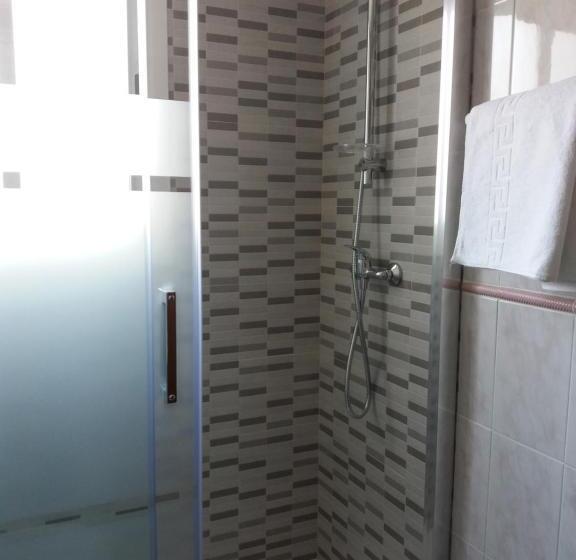 Семейный Номер, Hostal La Pilarica