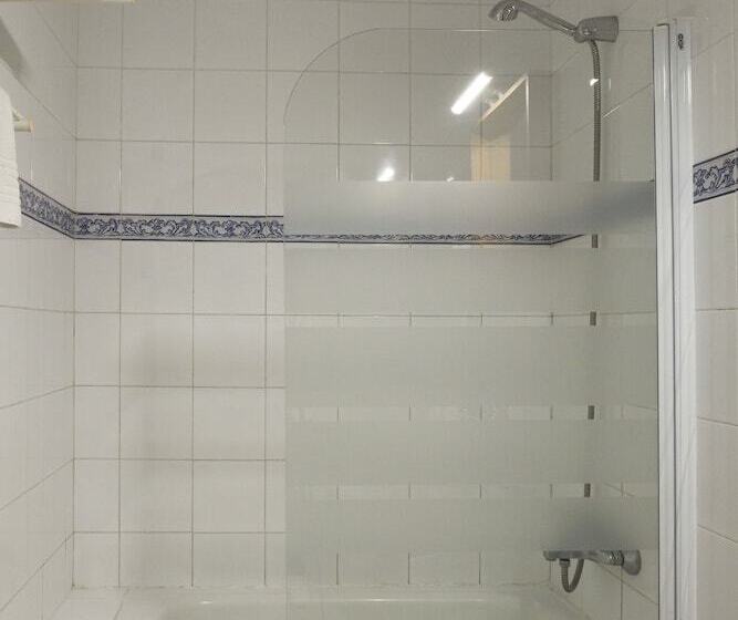 스탠다드 싱글 룸, Londres