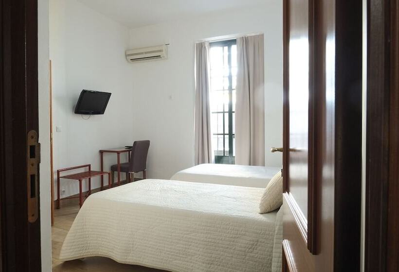 스탠다드 룸, Londres