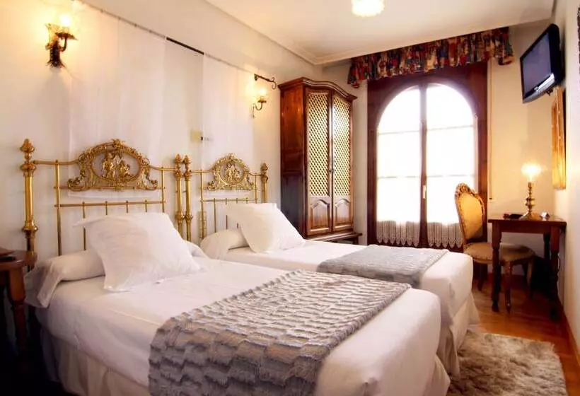 اتاق استاندارد, Merindad De Olite