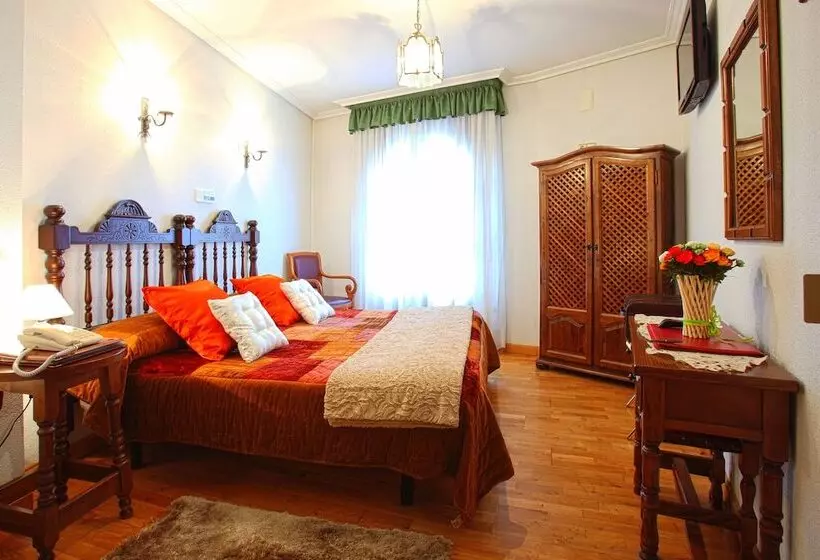 اتاق استاندارد, Merindad De Olite