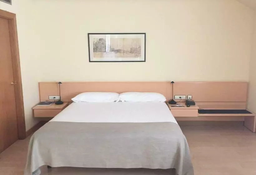 Chambre Standard Vue Lac, Parquesur