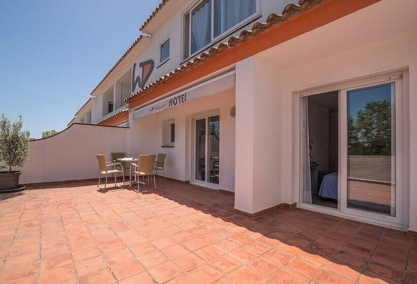 غرفة عائلية, Platja d'Aro