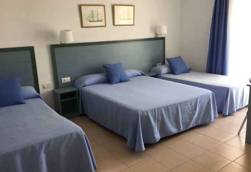 غرفة عائلية, Platja d'Aro