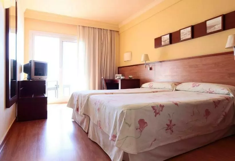 اتاق استاندارد با چشمانداز دریا, Prestige Victoria