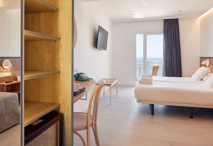 اتاق سوپریور با چشمانداز دریا, Reimar