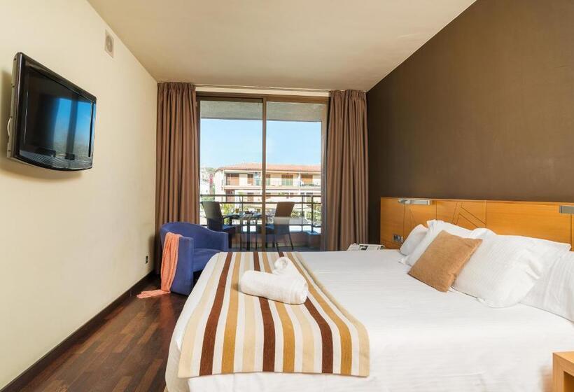 اتاق استاندارد با چشم‌انداز, Sant Pol