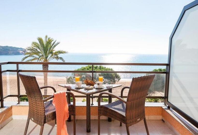 اتاق استاندارد یک نفره با چشم‌انداز دریا, Sant Pol