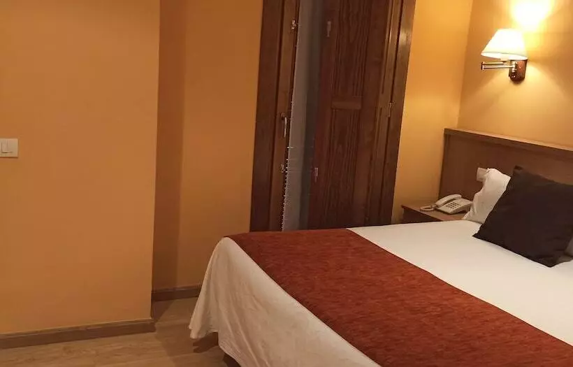 ジュニアスイート, Ripoll