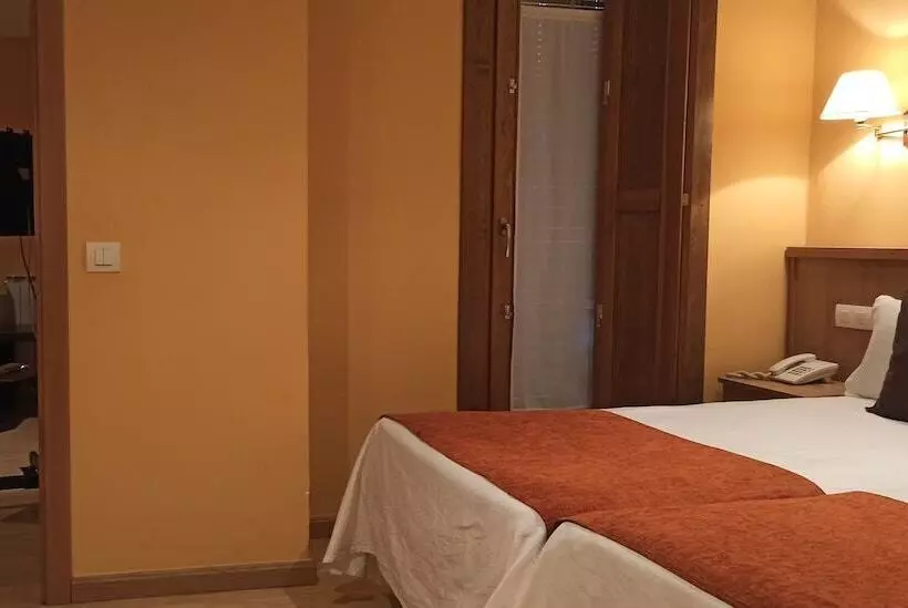 ジュニアスイート, Ripoll